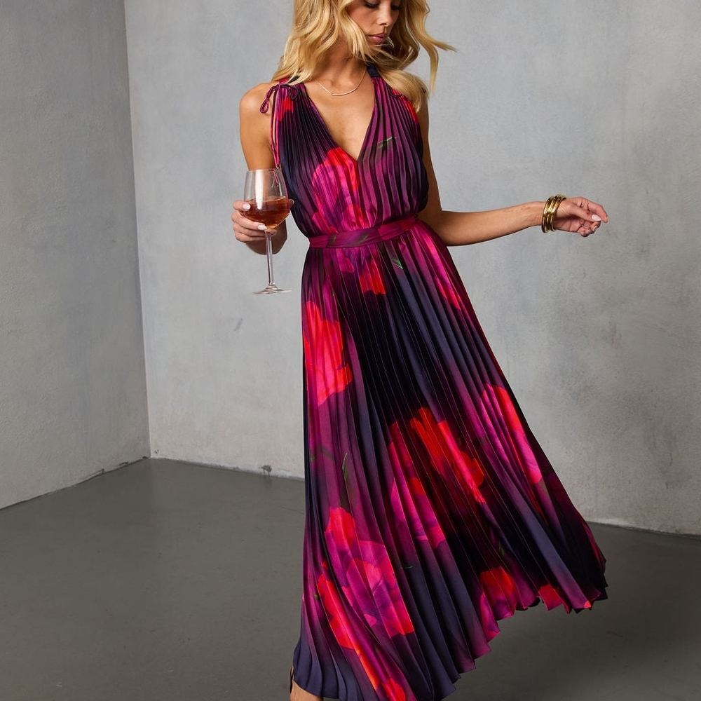 VICI - Noeme Pleated Halter Maxi Dress